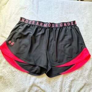 Under Armour Women’s HeatGear Running Shorts Black Pink | Athletic Activewear